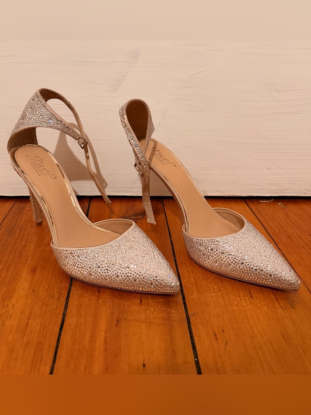 Champagne Rhinestone Pointed-Toe Slingback Heels Jewel Badgley Mischka 10